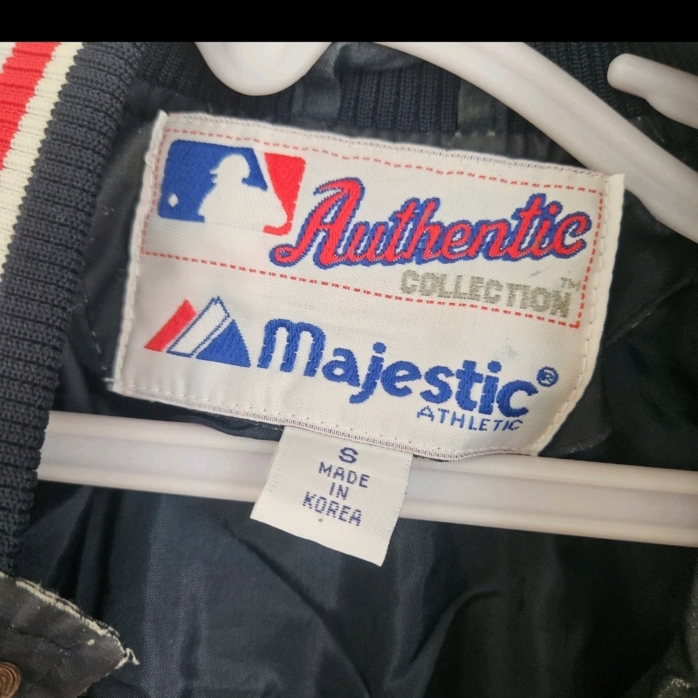Majestic Kids Yankees Vintage Bomber Jacket - Black and Red - Picture 3 of 9